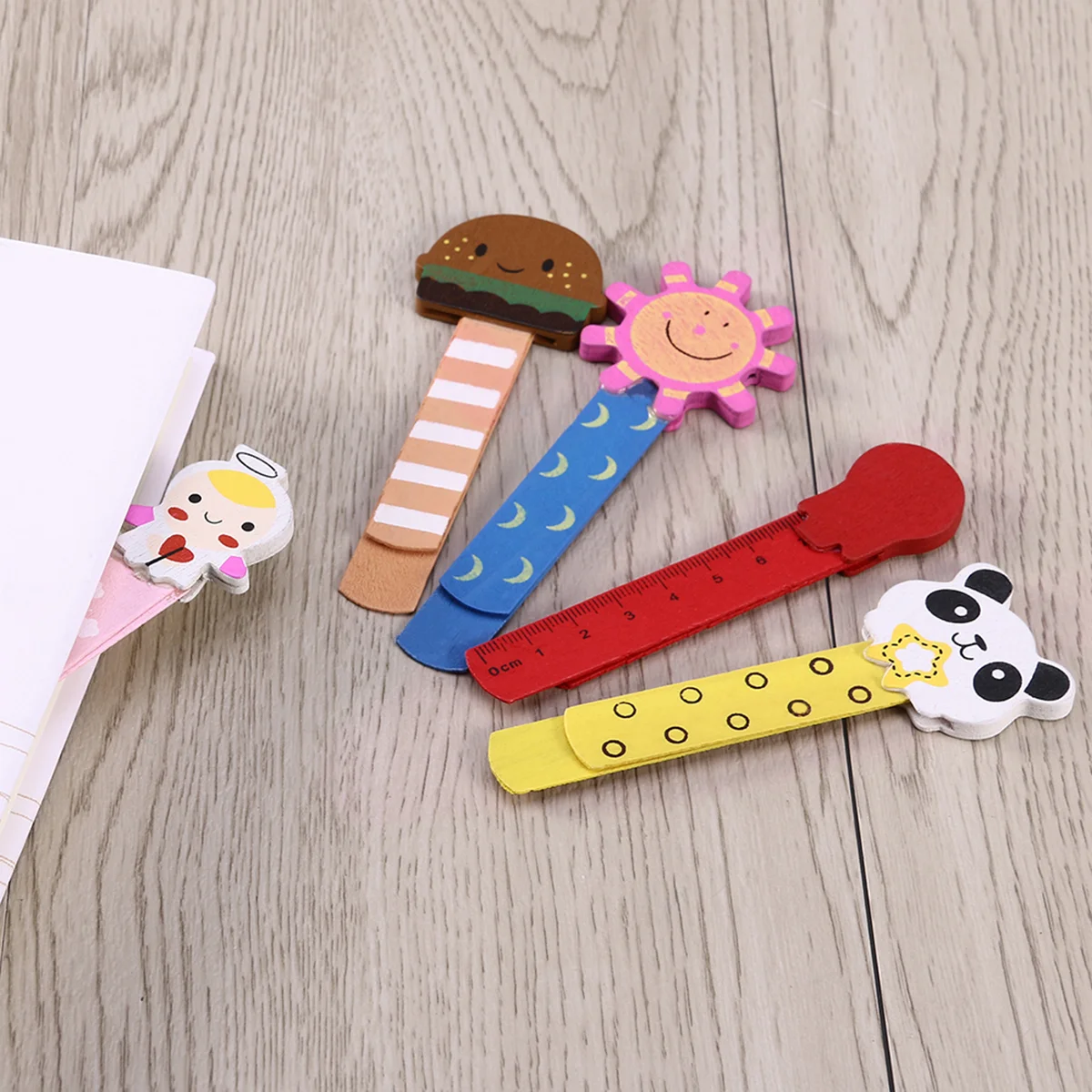 Рисунок 4 - Закладки деревянные для книг