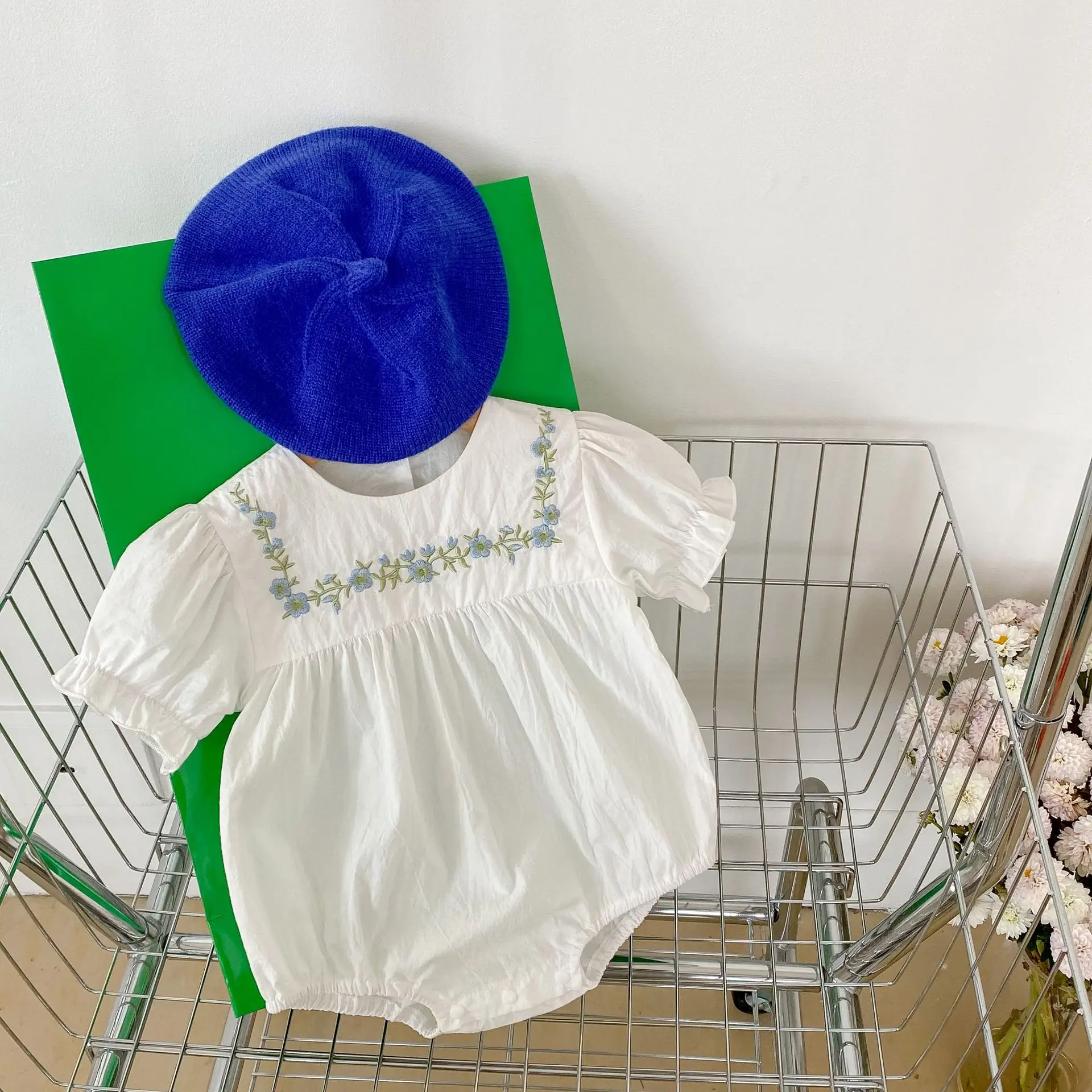 

2023 Summer Baby Short Sleeve Bodysuits Girls Flower Embroidery One Pieces Korean Toddler Infant Girl First Birthday Jumpsuit