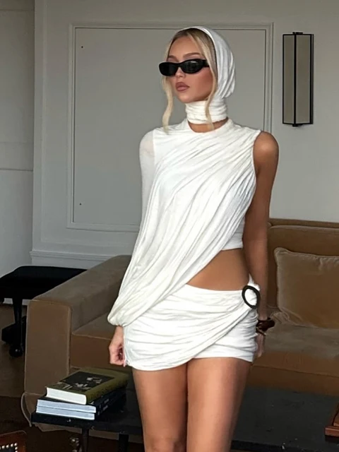 Cindy Solid Hooded Scarf One Shoulder Skirt Set 2