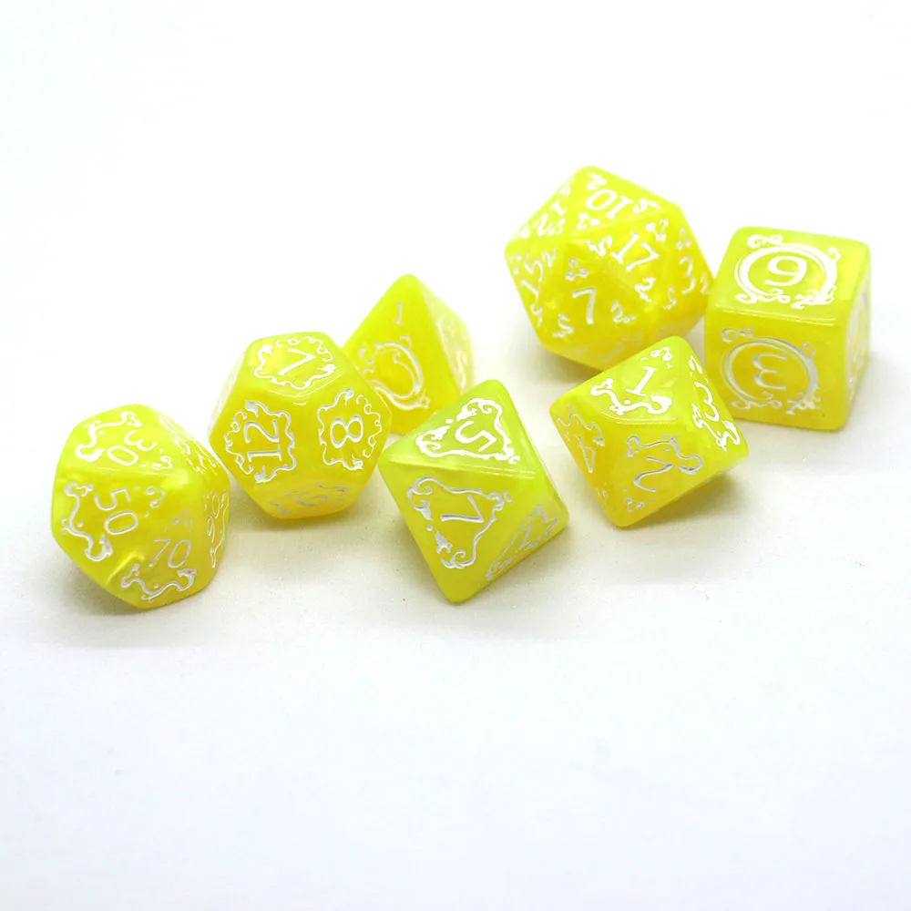Exquisite Dragon Pattern 7-Piece DND Dice Set - Perfect Gift