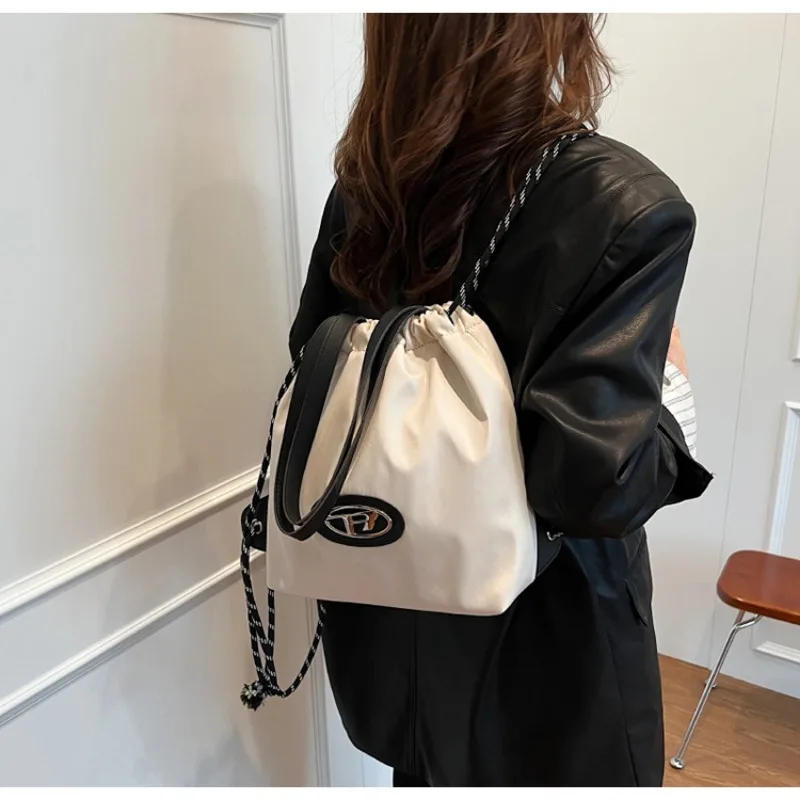 Popular Shoulder Bag High-end Feeling Crossbody Oxford Cloth Shoulder Bag Backpack Niche Unique Small Drawstring Bucket Bag