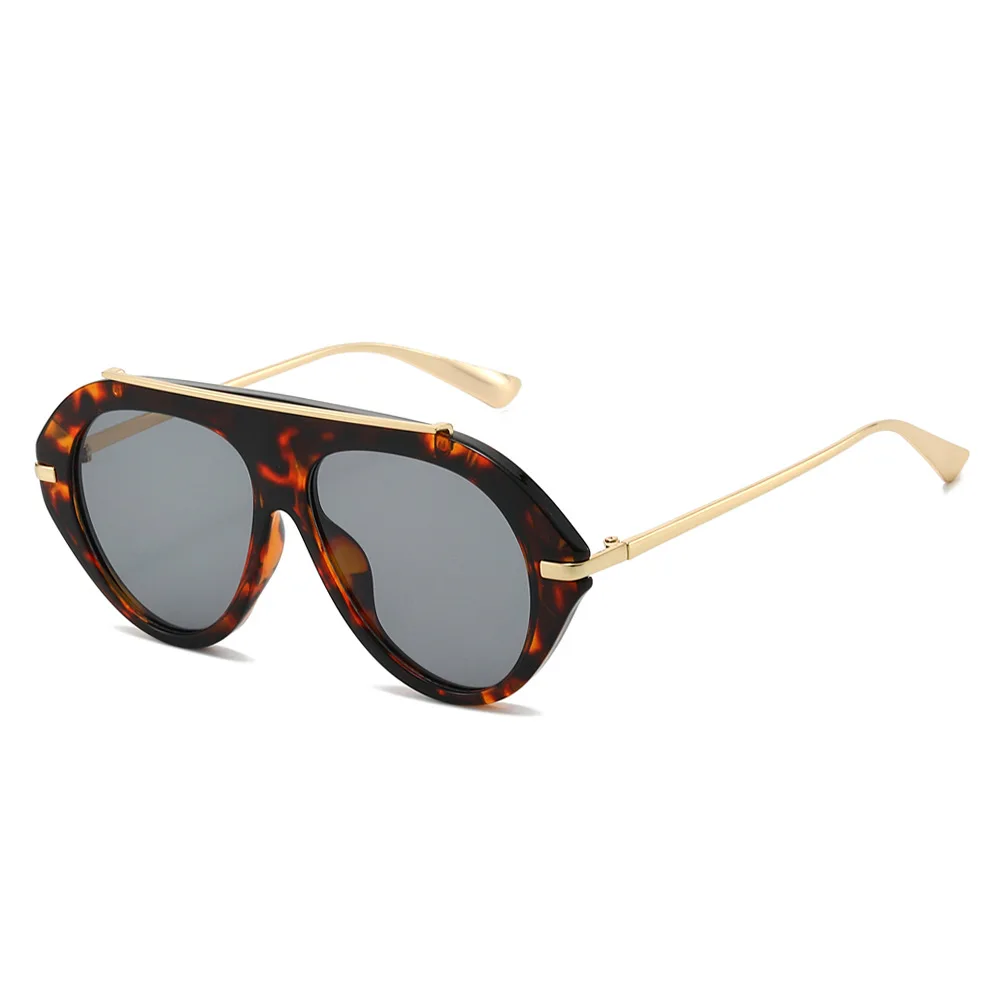 Chic Retro Oversized Aviator Sunglasses - Unisex Golden Vintage Style