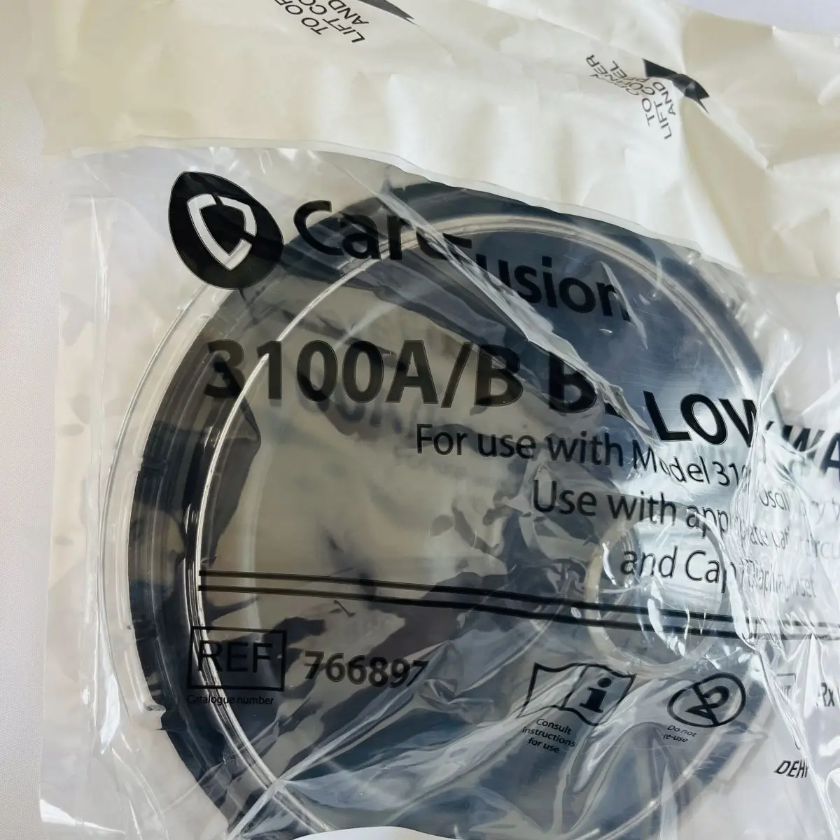 Viasys / Carefusion 766897. Bellows and water trap set. Box of 4 for 3100A Sensor Medics