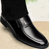 Men's Leather Shoes Spring Summer Casual Business Hollow out Work Shoes Dad Shoes Single Shoes Four Seasons Universal Shoes