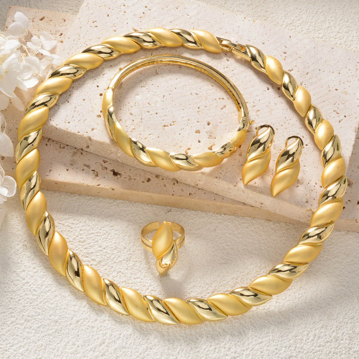 Dubai Classic Four-Piece Jewelry Set - Round Necklace Bracelet Earrings Ring for Bridal and Daily Wear