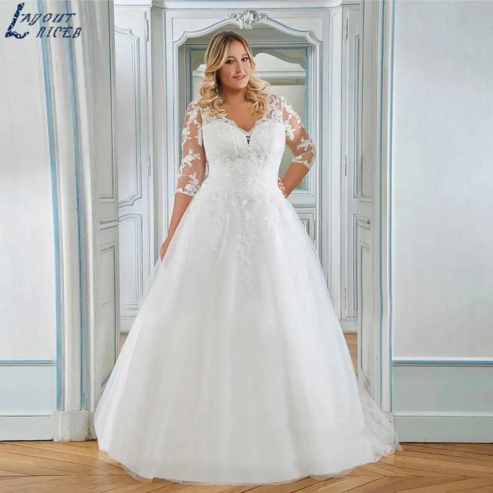 

LAYOUT NICEB Romantic V Neck Three Quarter Sleeves Bridal Gowns Classic Plus Size Applique Wedding Dress Lace فستان حفلات الزفاف