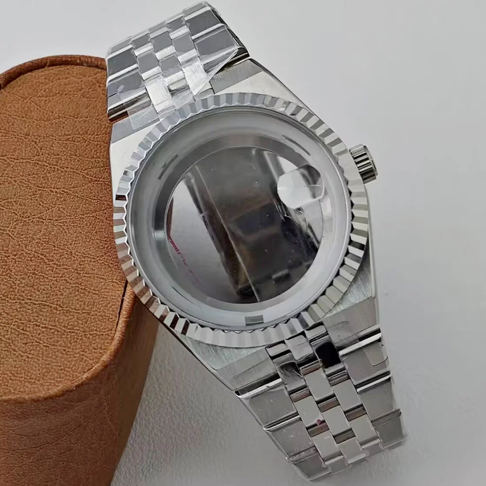 High Quality Men's Silver Case Watch with Sapphire Crystal and Full-body Mirror Dial