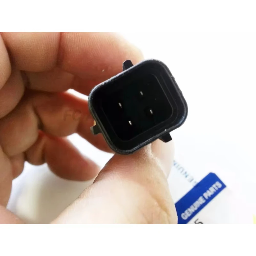 Coolant Sensor ASSY For Ssangyong Rodius Stavic & Kyron #1615423417