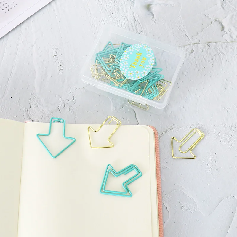 

20pcs Love Arrow Shaped Paper Clips Cute Color Wrapped Plastic Box Metal Bookclip