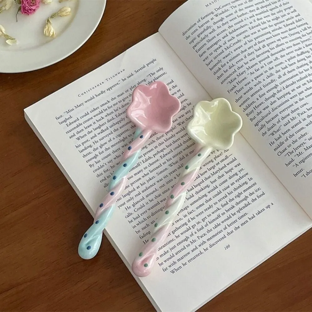 Ceramics Long Handled Spoon Instagram Style Household Stirring Spoon Hand Painted Flower Shaped Coffee porcelain spoon