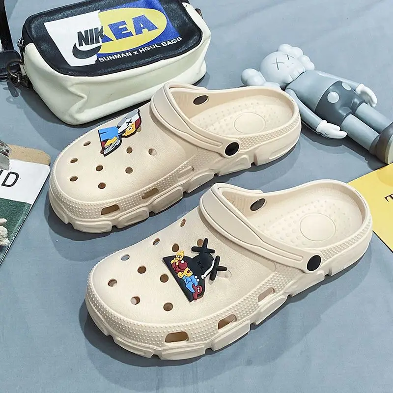 

Slippers Men Summer Non-slip Soft Soles Slides Men Casual Wear Student Men Slippers