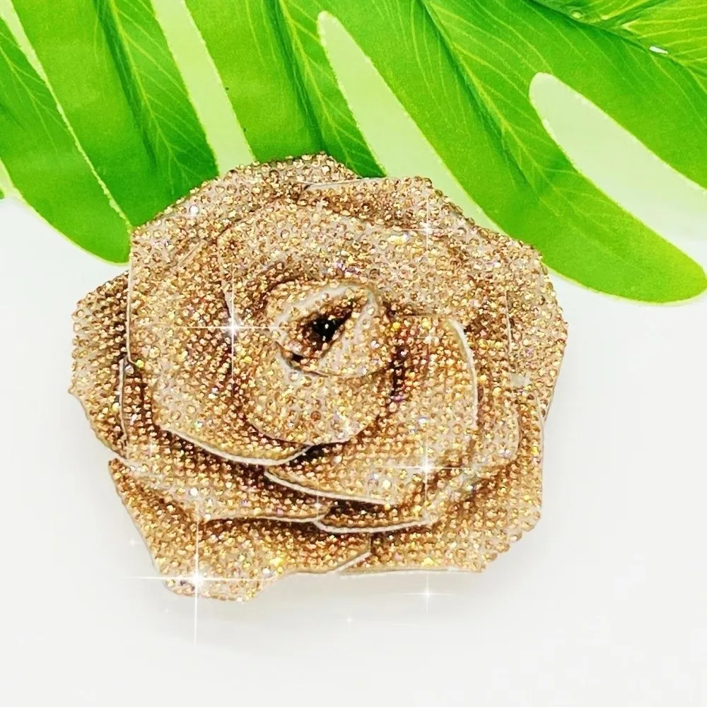Sparkling 3D Rhinestone Rose Flower Embellishment
