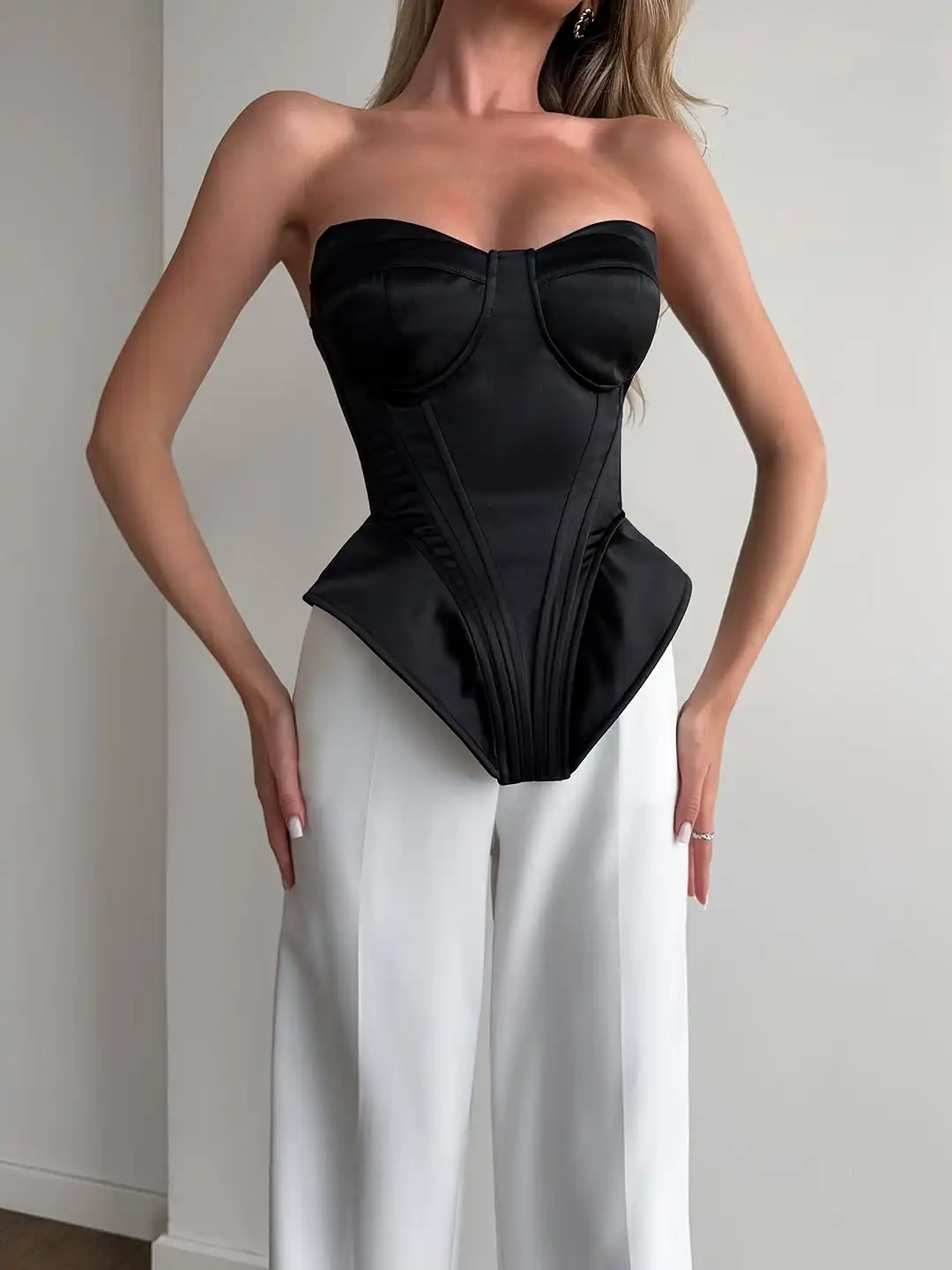 Sexy Fishbone Strapless Short Top Lady, Women Vacation Party Tops - Uniqwear
