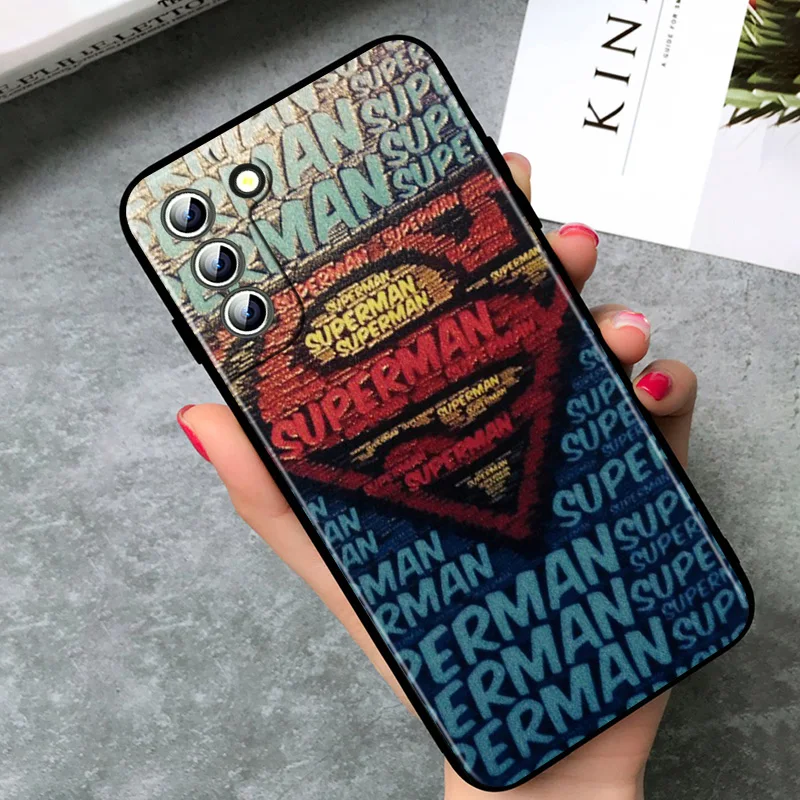 Фото Чехол для телефона с логотипом DC Hero Superman для Samsung Galaxy S23 S22 S21 S20 FE Ultra S10e S10 S9 S8 Plus, легкий черный чехол №4
