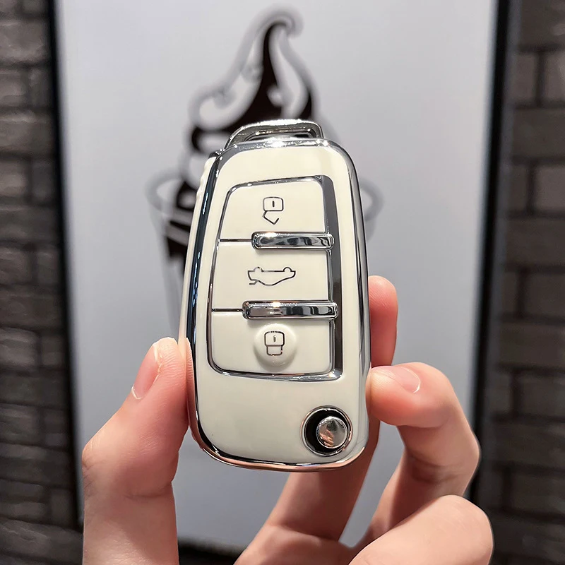 Car Folding Key Cover Case Fob Holder Shell For Audi Q3 Q5 Q7 C5 C6 R8 A1 A3 A4 A5 A6 A7 S6 B6 B7 B8 8P 8V 8L TT RS RS3 S3 Sline key case cover key case flip key fob shell car key shell