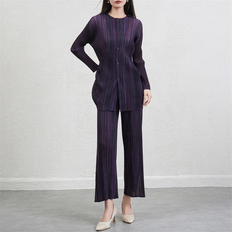LANMREM Striped elastic Slimming High-End Set for Women 2025 Autumn New Fashion Casual Shirt and Pants Pleated Two-Piece Sets - Image 3