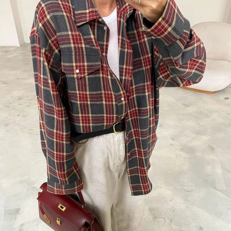 

Woman Red Vintage Plaid Blouses Long Sleeve Oversize Casual Shirt Tops with Pockets 2023 Autumn Winter Women's Clothing