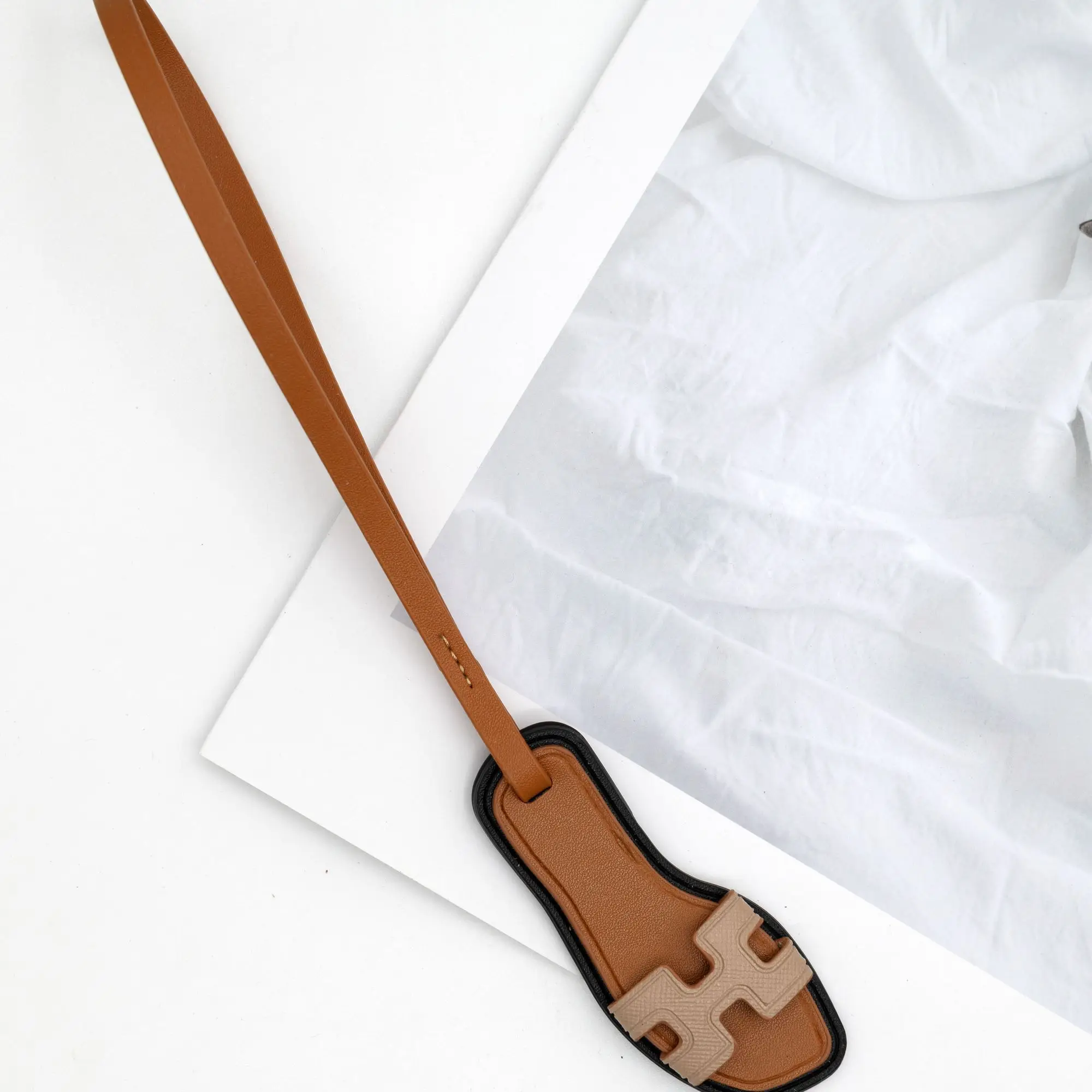 جديد الإبداعية حقيبة قلادة أحذية صغيرة بولي Leathe...