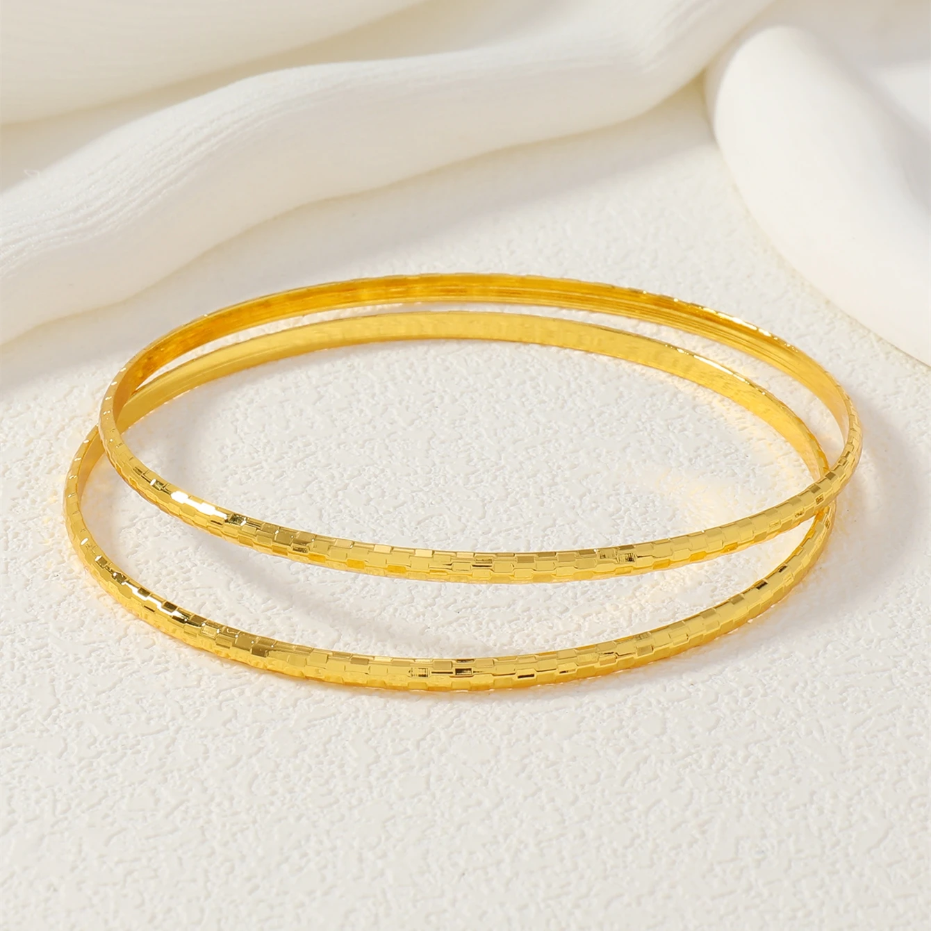 قطعتان/مجموعة من سوار نسائي بإبزيم بحلقة رفيعة من...