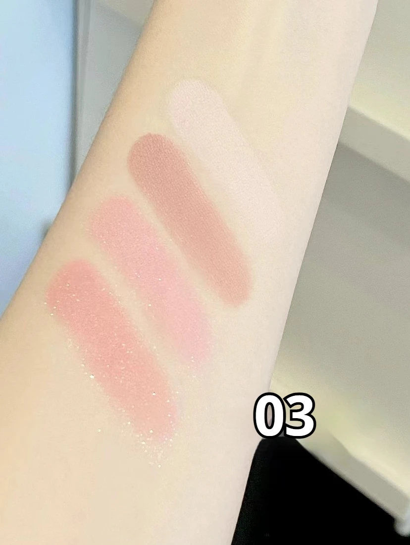 FLORTTE Love Series Eyeshadow 4-color Matte Powder Fine Shimmer Multi-purpose Portable Palette Highlight Blusher Brightening