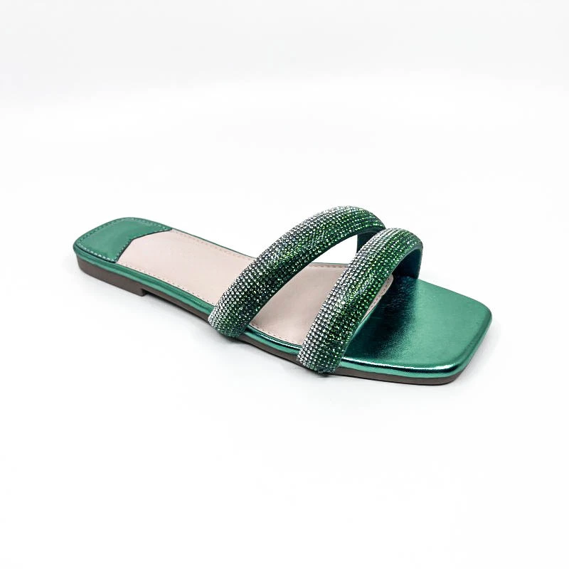 

Women Summer Shoe Flat Heels 2023 Summer Trendy Bling Rhinestone Girls Beach Slides Outside Leisure Party Slippers for Ladies