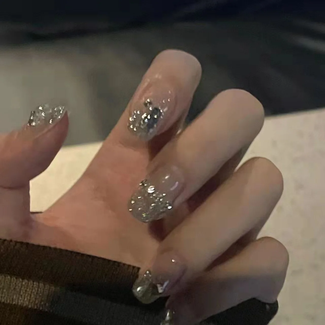 10pcs 라인 석이있는 수제 가짜 손톱 별빛 디자인 거짓 손톱 팁 손톱에 프랑스어 짧은 사각형 프레스 아트 재사용 가능한 손톱