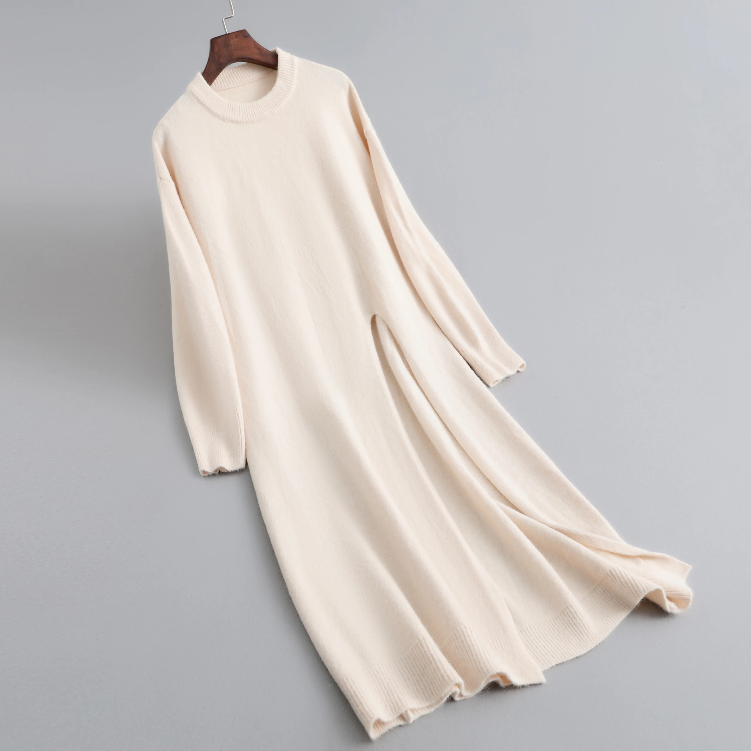 

Autumn and Winter Women's Casual Solid Round Neck Long Sleeve Split Design Loose Knitted Dress