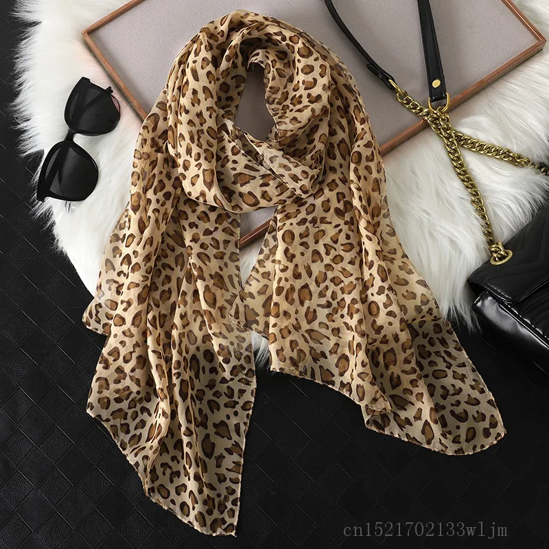 2023 Fashion Printed Leopard Chiffon Hijab Scarf Women Pareo Lady Bandanas Beach Towels Summer Muslim Veil Wrap Female Foulard 3