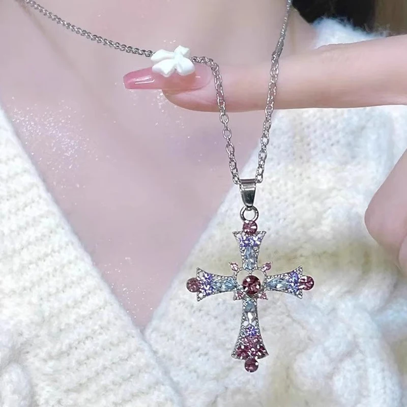 Retro Women Luxury Crystal Cross Pendant Necklace Spicy Girls Pink Purple Zircon Heart Cross Pendant Gothic Necklaces Jewelry