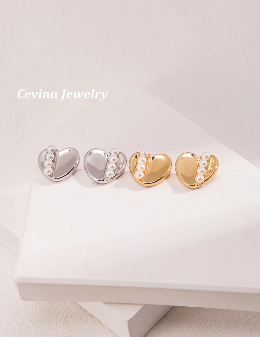 

Simple design pearl sterling silver love heart earrings s925 senior sense of light luxury versatile earrings for women