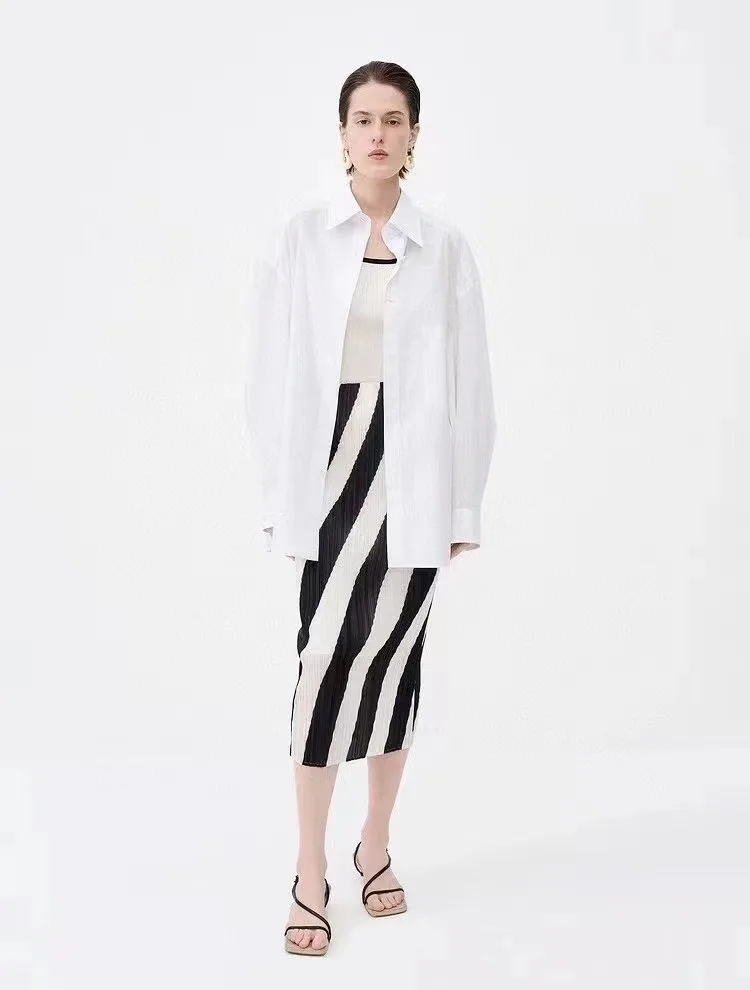 

Miyake Fashion Commuting Black and White Stripes Slim Fit Sexy Women's Dress Formal Casual Retro Summer Versatile Half Skirt