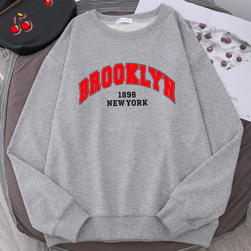 新品未使用COGTHEBIGSMOKE　 BROOKLYN SWEATSHIRT スウェットシャツ BROOKLYN SWEATSHIRT