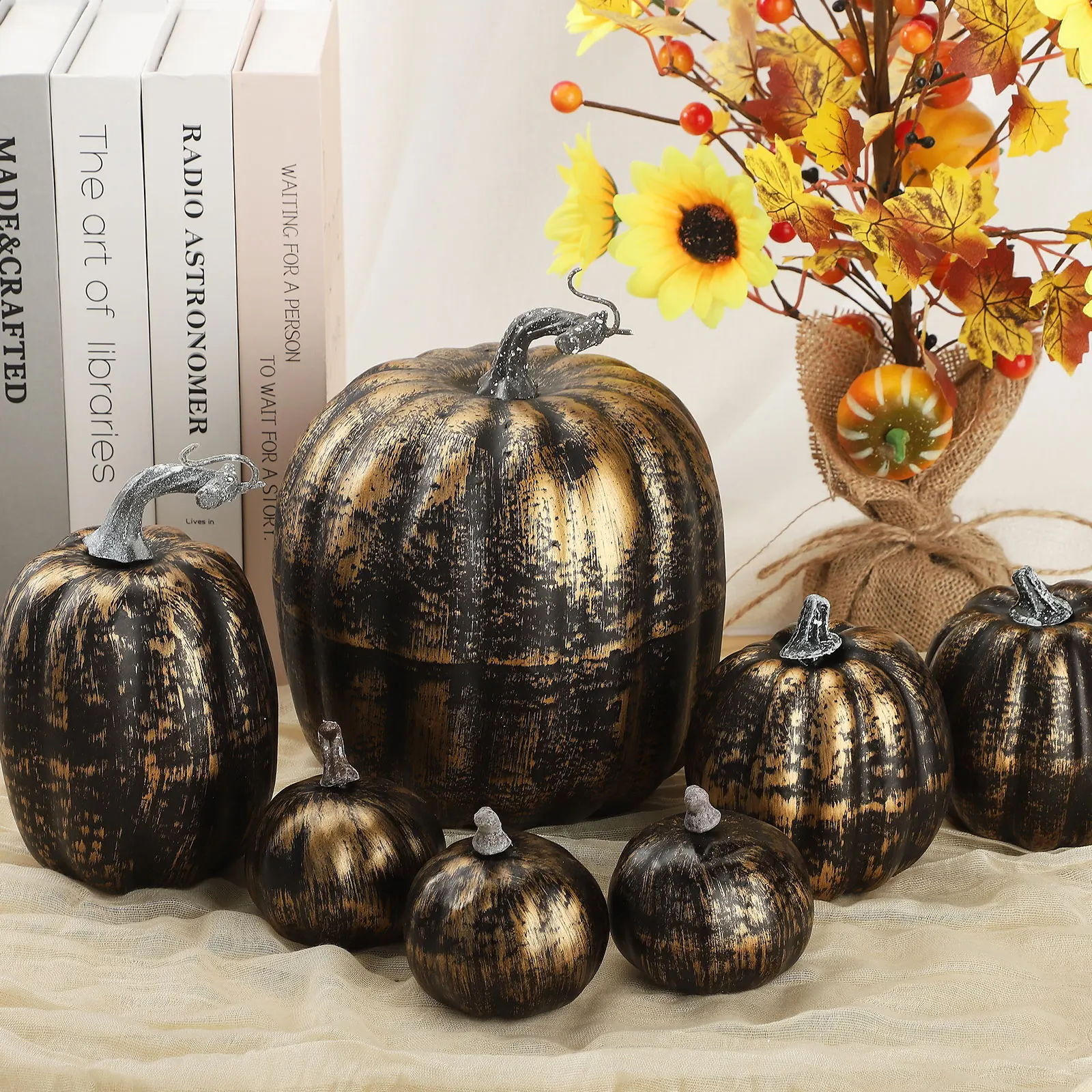 

7Pcs Different Sizes Foam Pumpkins Simulated Pumpkin Artificial Vegetable Halloween Thanksgiving Decoration Photography Props