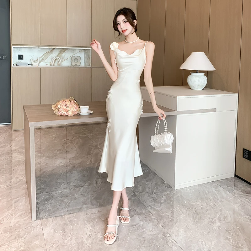 

Summer New High end Satin Swinging Neck Suspended Dress for Women's Design Long Dress