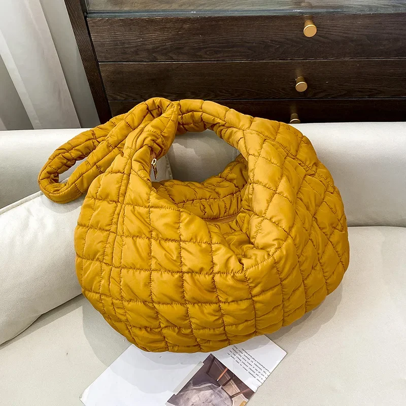 thumbnail image 1 of Bolso de mano de lujo con diseño de nube plateada plisada de Corea, bolso cruzado fruncido de diseñador, bolso de hombro de moda 2024, bolsos de mano grandes para mujer, 1 of 5