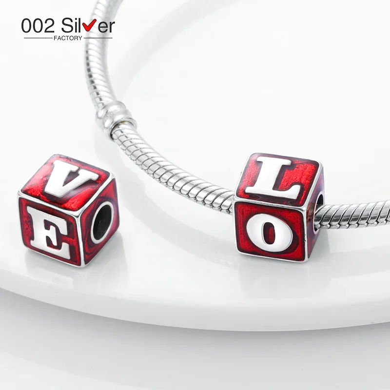 Рисунок 6 - Серебряные подвески из красной серии