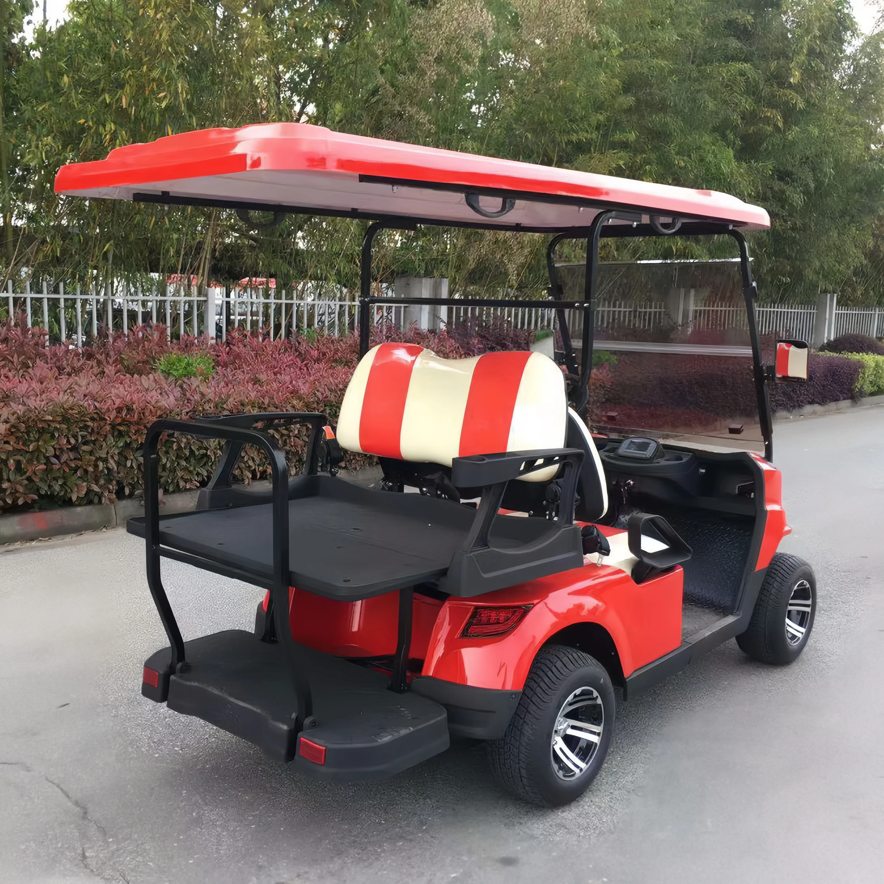 4+2 Seaters Electric Golf Cart Low Speed Offroad Electric Vehicle Club Cart Street Legal Golf