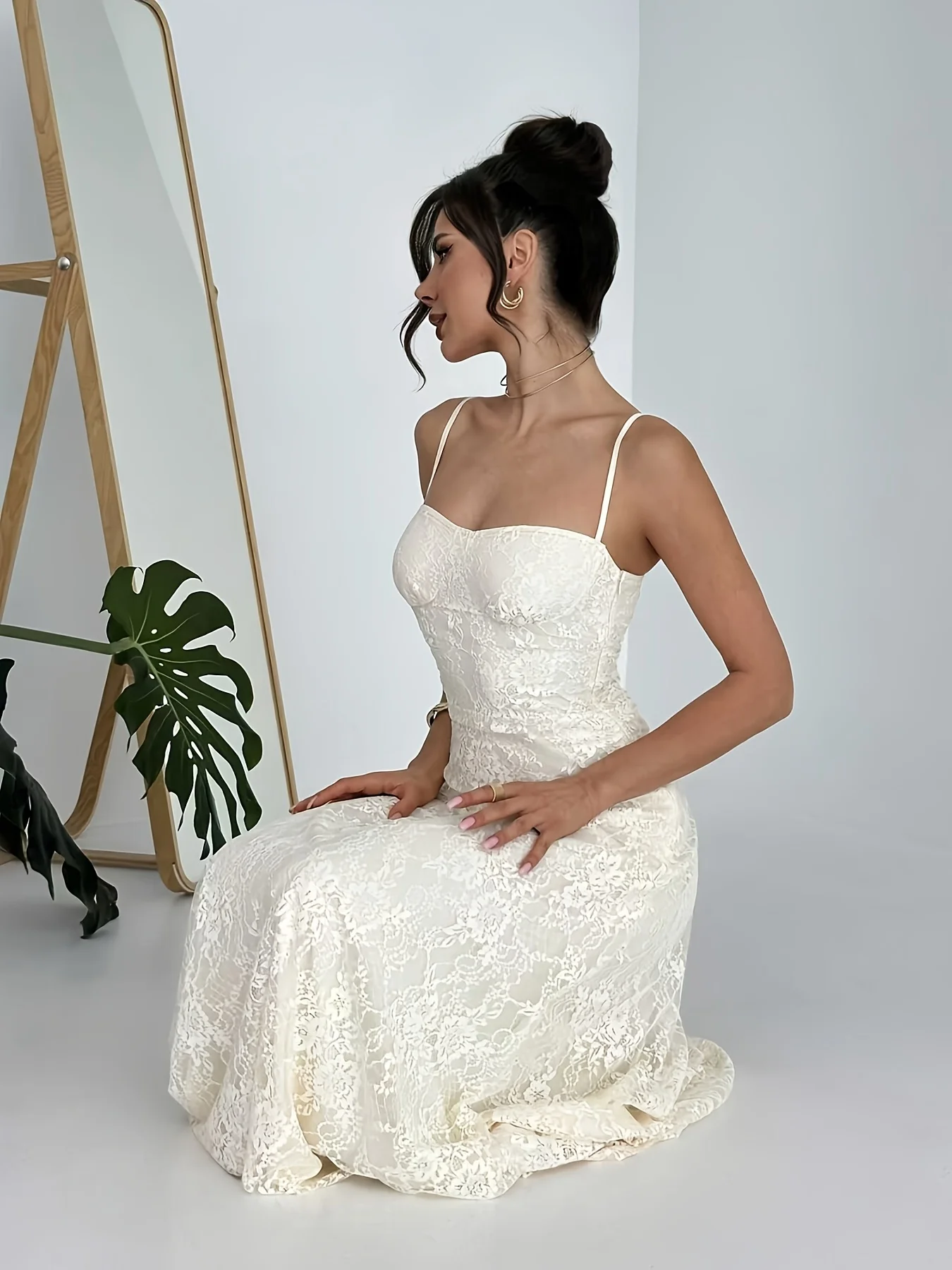 Elegante Abito Lungo in Pizzo da Donna, Nuovo Stile Estivo, Romantico Francese, con Cintura, Linea ad A, Senza Spalline, Stile Street Chic - immagine 4
