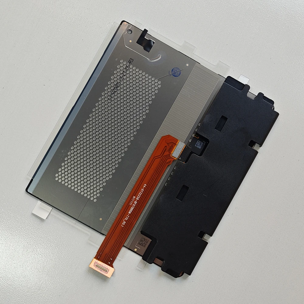 HUAWEI Mate Xs2 ディスプレイ、ヒンジ異常なし HUAWEI Mate Xs2 ディスプレイ、ヒンジ異常なし