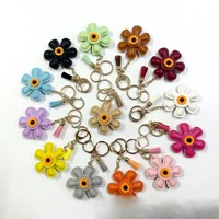 Creative Sunflower Bag pendant Explosive m Accessories Leather Keychain pendant Sunflower phone case pendant 1
