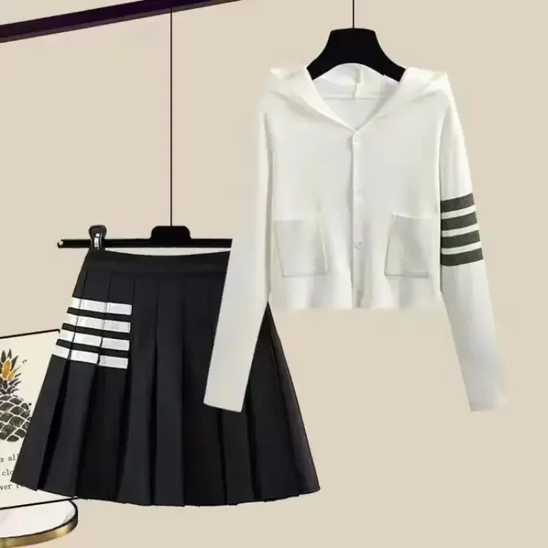 Sports Skirts Women Yoga Suit Set Women's Golf Clothing Golf Skirts and Top Suits Knitwear Sweater Two Piece Tennis Wear