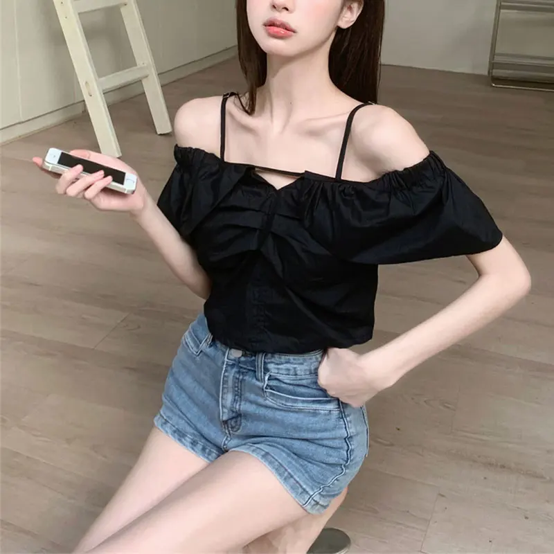 

Slim White Slash Neck Casual Blouse Strapless Puff Sleeve Pleated Fashion Sexy Korean Style Solid Color Women's Blouses
