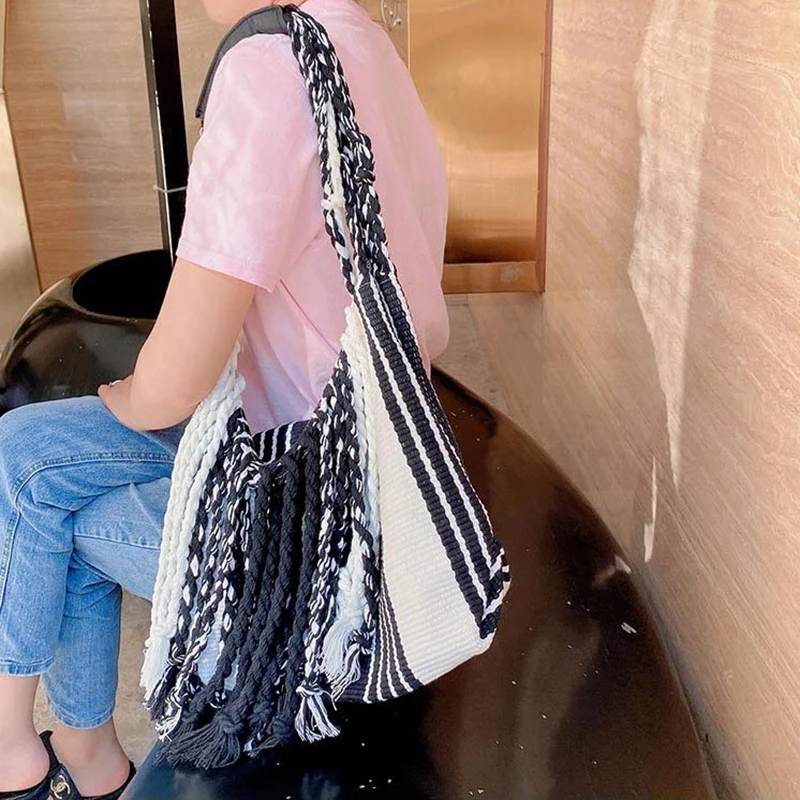 

Summer Knitted tassel Shoulder Crossbody Bags Luxury Designer Handbag Beach Brand Female Bag Woven Openwork Handmade Women Purse
