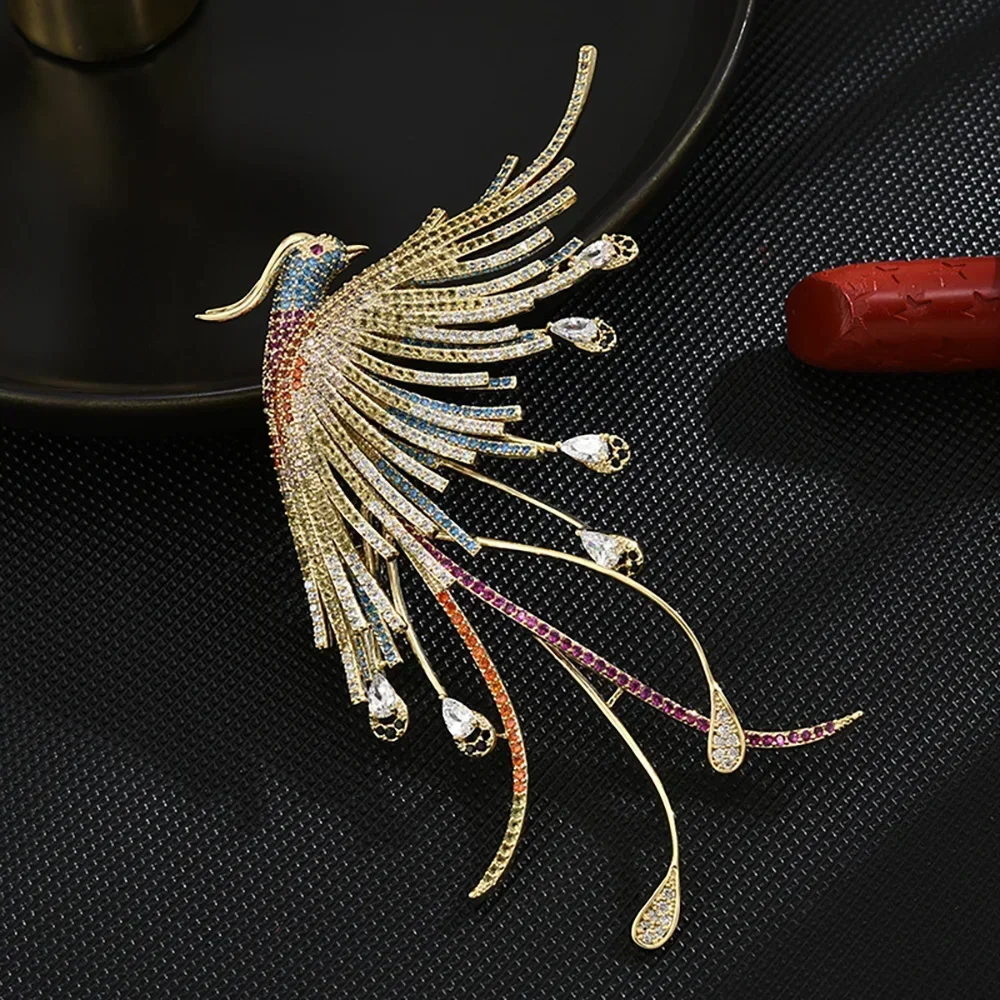Noble Long Tail Phoenix Brooch Rhinestone Phoenix Crystal Pins Exquisite Color Painted Oil Suit Accessories Jewelry Gift
