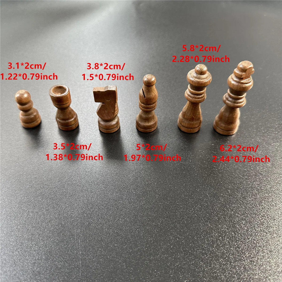2.5-inch Chess Pieces Set 32 Table Puzzle Entertainment Game chess pieces and board