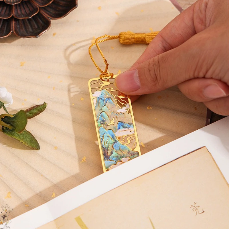Chinese Style Retro Bookmark Exquisite Metal Bookmarks Quality Aesthetic Stationery Reading Accessories Book Lover Gifts