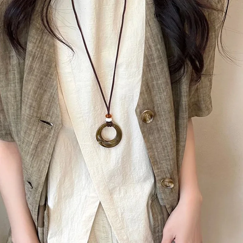 Elegant Vintage Resin Pendant Necklace - Long Rope Sweater Chain Jewelry