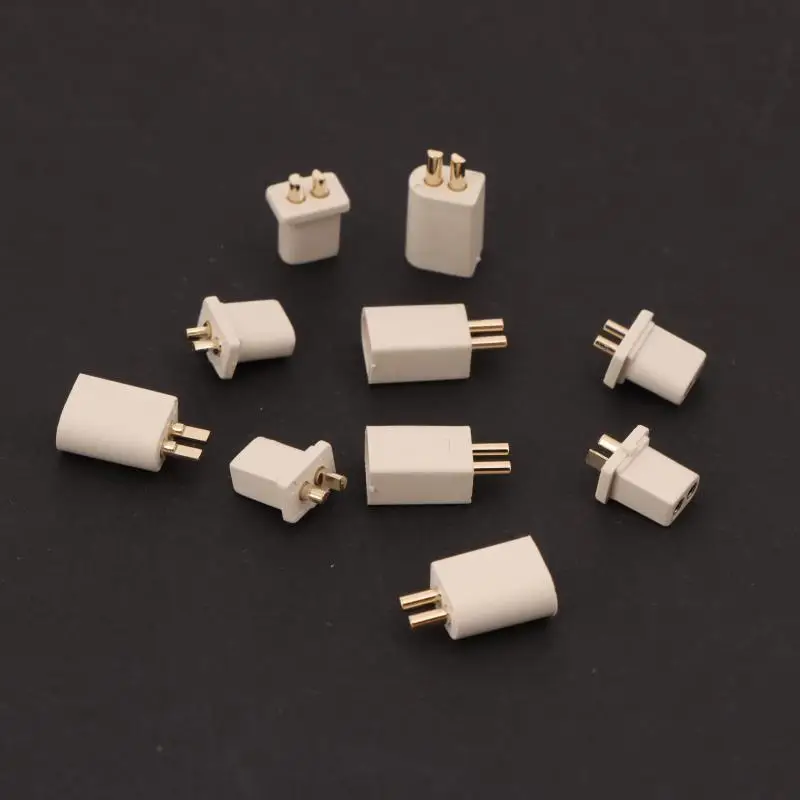 Connecteurs BT2.0 femelle et mâle pour batterie drone FPV, prêts à être soudés.
