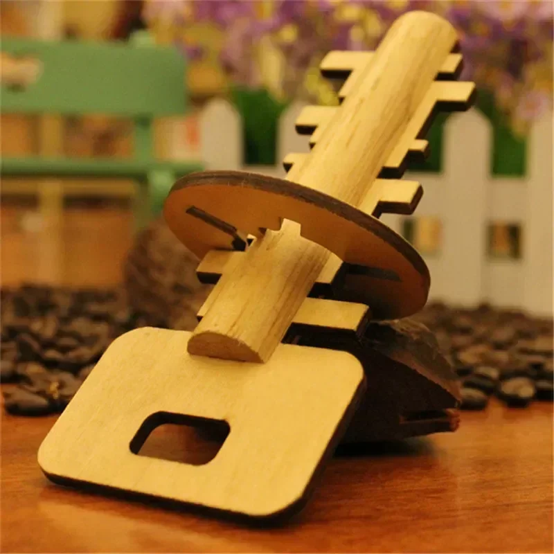 Wooden Puzzle Toys, Educational Puzzles, Intelligent Unlock Wooden Kong Ming Lock