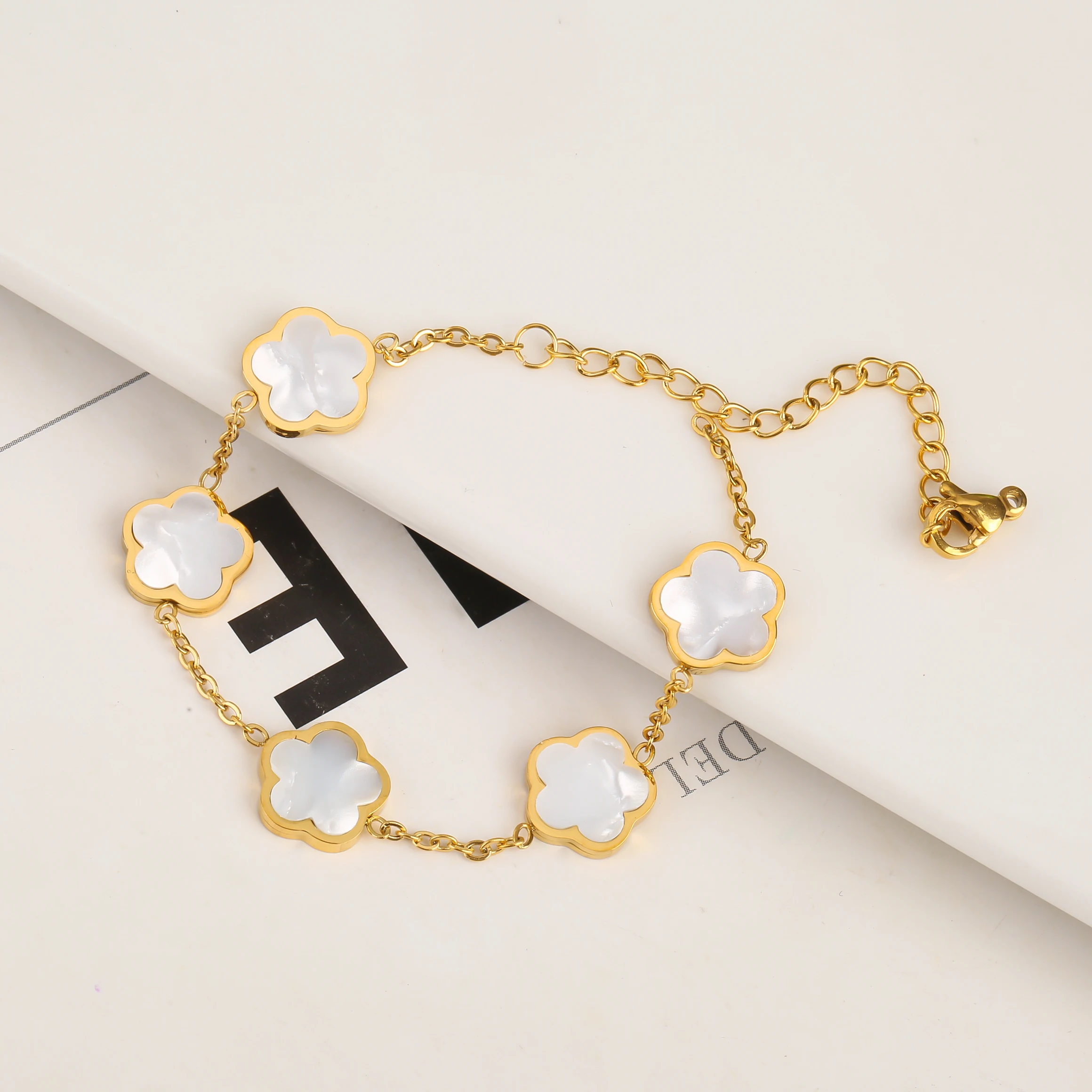 Bracelet-White 33